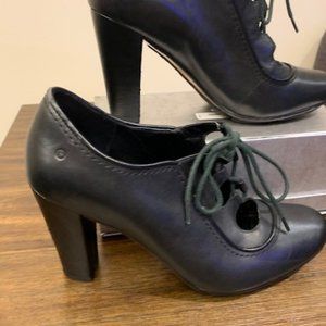 Rockport Black Mary Janes (very unique style)